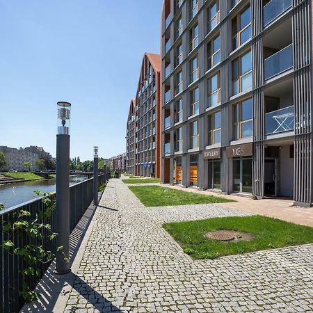 Unique Motlawa Riverbank Apartment グダニスク エクステリア 写真