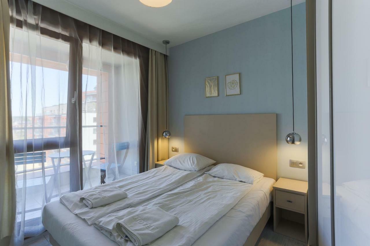 Unique Motlawa Riverbank Apartment グダニスク エクステリア 写真